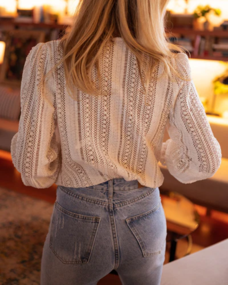 Astrid | Smukt hæklet bluse